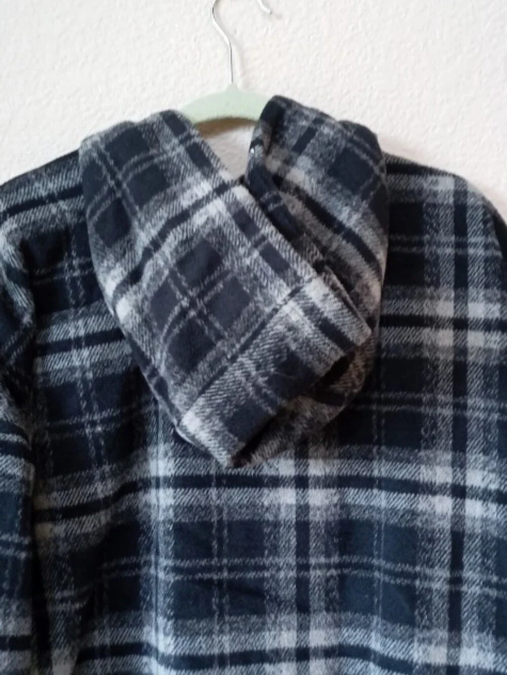 Hollister hooded plaid flannel skater jacket
